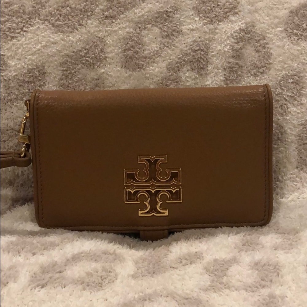 Wallet/wristlet